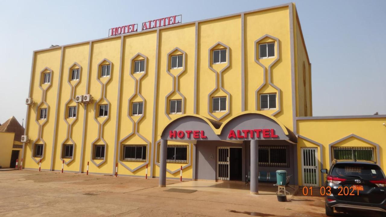 阿尔缇特尔酒店 Bafoussam 外观 照片