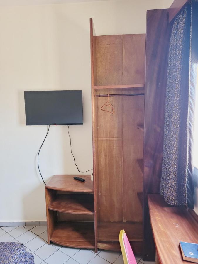 阿尔缇特尔酒店 Bafoussam 外观 照片