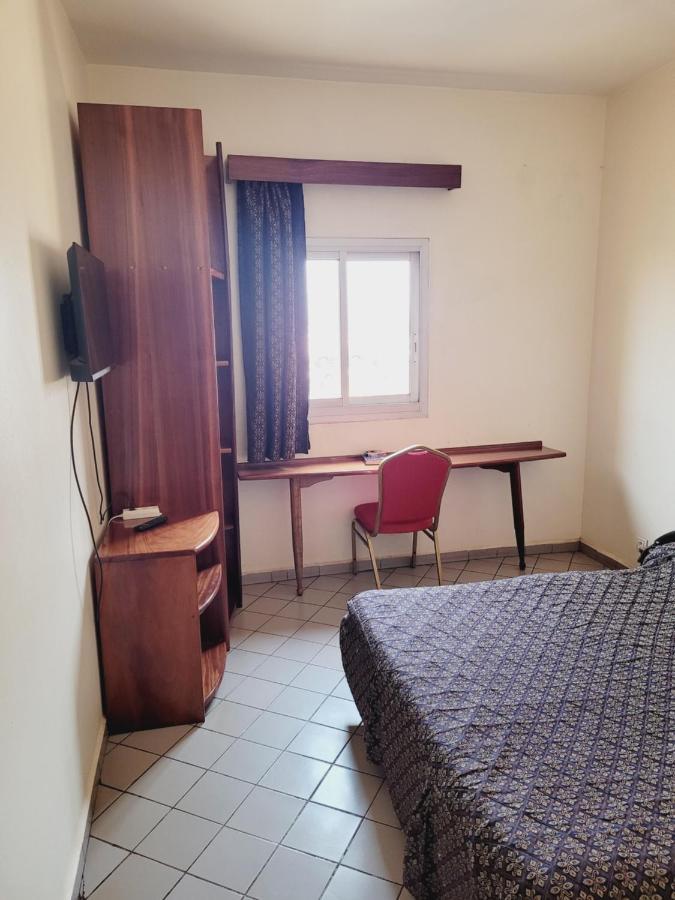 阿尔缇特尔酒店 Bafoussam 外观 照片