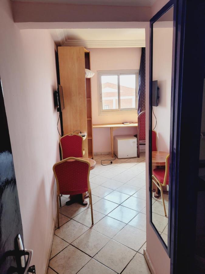 阿尔缇特尔酒店 Bafoussam 外观 照片