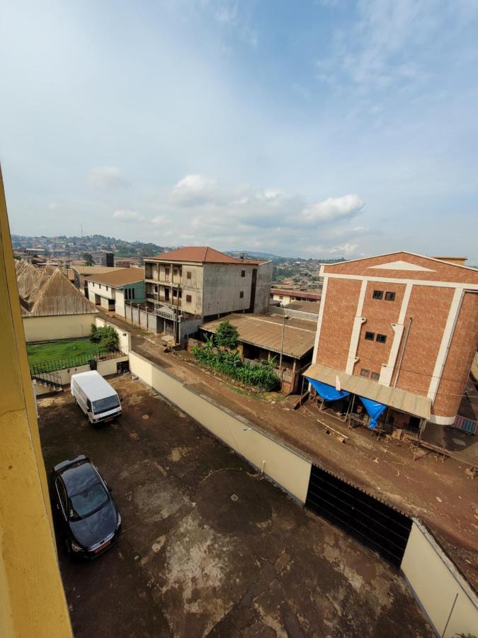 阿尔缇特尔酒店 Bafoussam 外观 照片