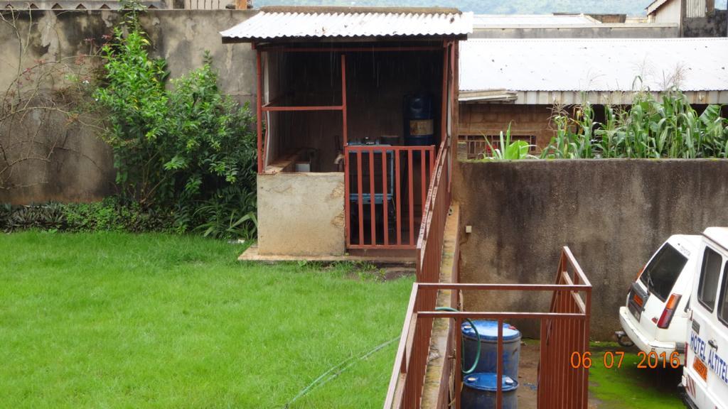 阿尔缇特尔酒店 Bafoussam 外观 照片