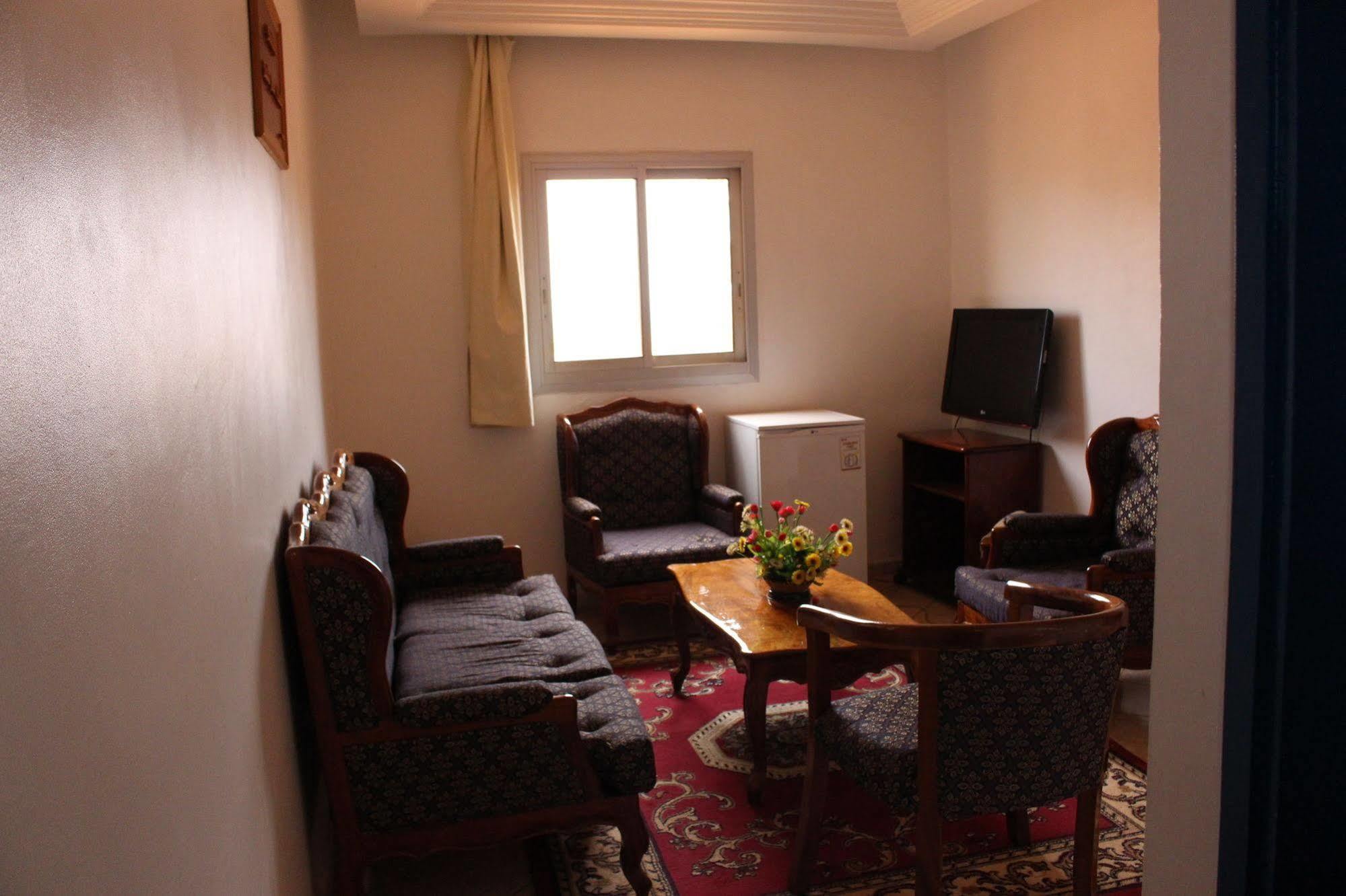 阿尔缇特尔酒店 Bafoussam 外观 照片